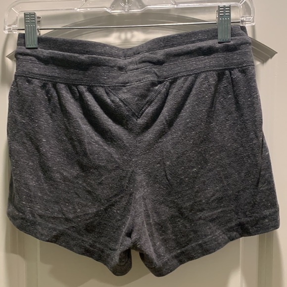 NIKE SIZE XS ATHLETIC SHORTS - Picture 4 of 6